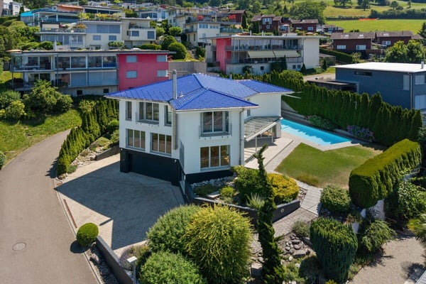 Villa mit traumhafter Seesicht und Aussenpool 3