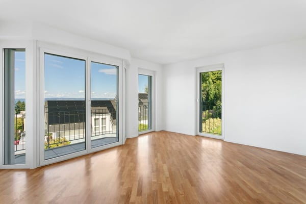 Villa mit traumhafter Seesicht und Aussenpool 25