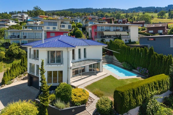 Villa mit traumhafter Seesicht und Aussenpool 1