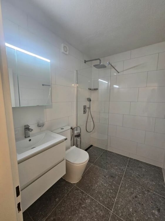 Helle 2 Zi.-Wohnung im Zentrum zu vermieten 6