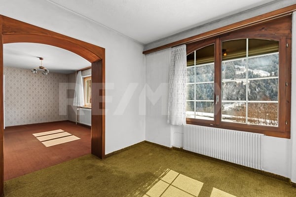 Zweifamilienhaus mit Geschichte & Potenzial in Rabius 9