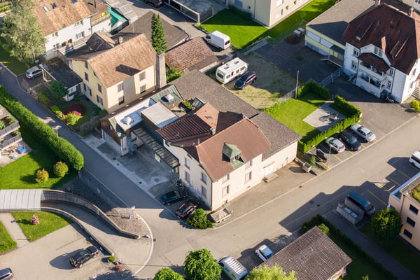 Renditeliegenschaft mitten im Dorfkern 12