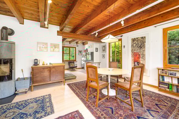 Sonniger Rückzugsort mit schönem Garten 3