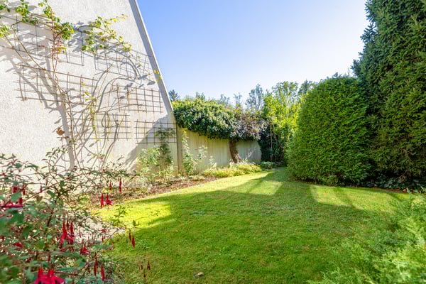 Ihr Zuhause mit Ruhe, Anbindung und Potenzial 10