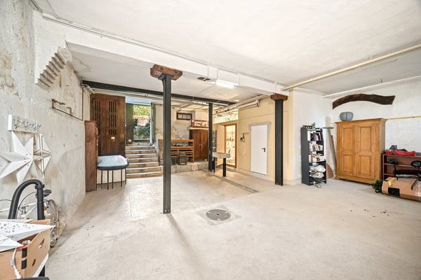 Maison au charme d'antan avec vue sur le lac Léman 13