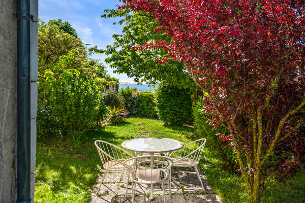 Maison au charme d'antan avec vue sur le lac Léman 8