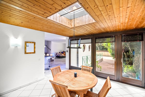 Maison jumelée familiale de charme avec jardin dans un cadre paisible 7