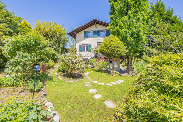 Das entzückendste Chalet in Oberwil BL 1
