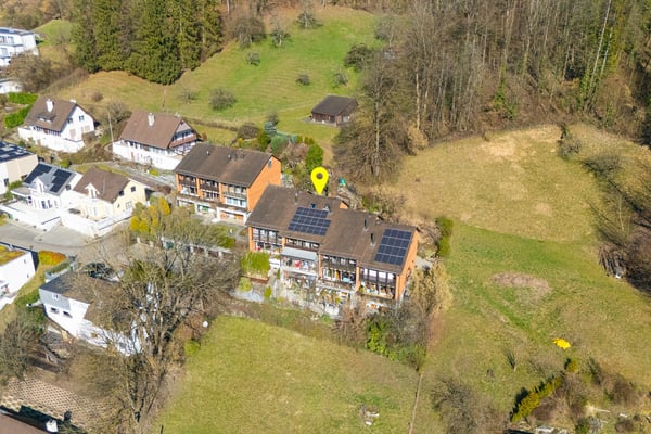 Lebensqualität an sonniger Hanglage 12