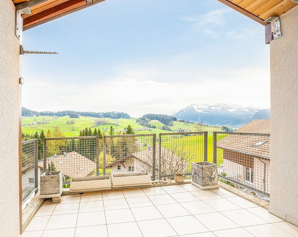 Ein Zuhause mit Blick auf den Niesen 12