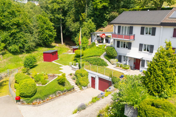 Mitten im eigenen Paradies 10