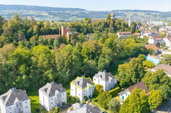 Grüner Ausblick und urbaner Komfort in Uster