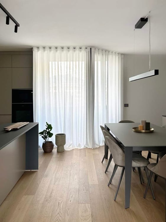 Dachgeschoss-Duplex mit Panoramaterrasse | Viganello – Lugano 7