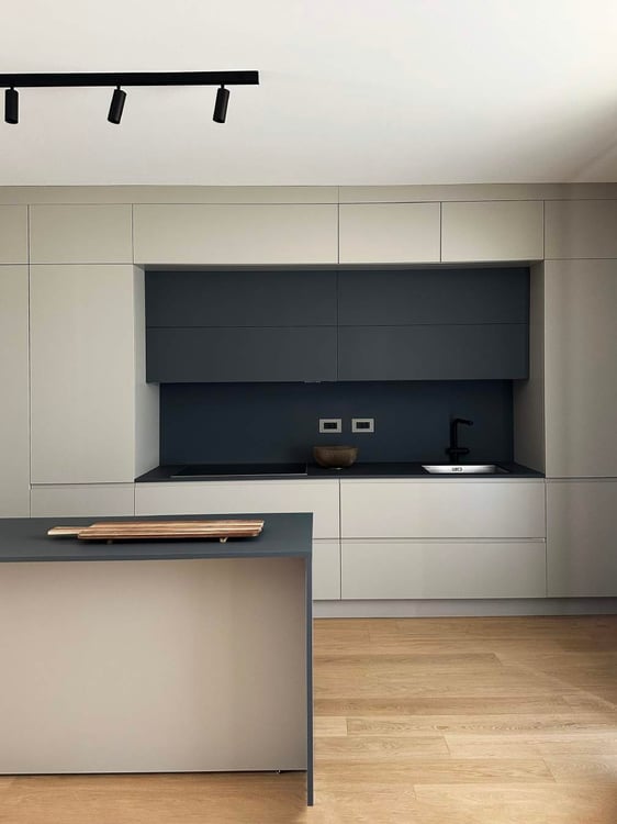 Dachgeschoss-Duplex mit Panoramaterrasse | Viganello – Lugano 8