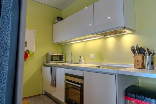 Ampio monolocale arredato a Lugano/Molino Nuovo 7