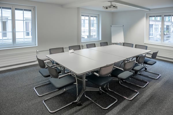 Ihre neue Geschäftsadresse mitten in Einsiedeln –  Bürofläche mit Potenzial 4