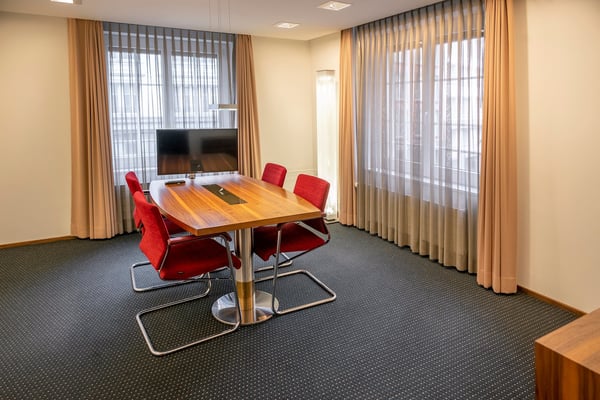 Ihre neue Geschäftsadresse mitten in Einsiedeln –  Bürofläche mit Potenzial 3