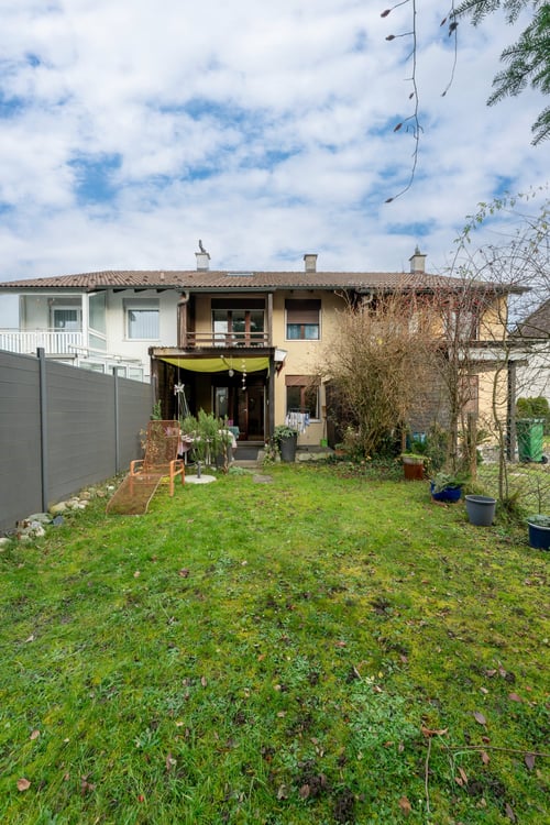 Älteres Reihenmittelhaus in Windisch  mit überschaubarem Sanierungsbedarf 1