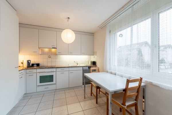 Ältere  4 ½ - Zimmer – Eigentumswohnung in aufstrebendem Wohnquartier 4