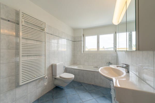 Charmante 3.5-Zimmer-Attikawohnung im 4. OG in Suhr 11