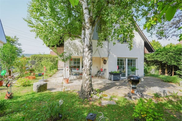 Steuergünstig wohnen nahe Basel Einfamilienhaus mit Privatsphäre 11