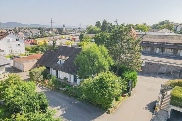 Steuergünstig wohnen nahe Basel Einfamilienhaus mit Privatsphäre 8