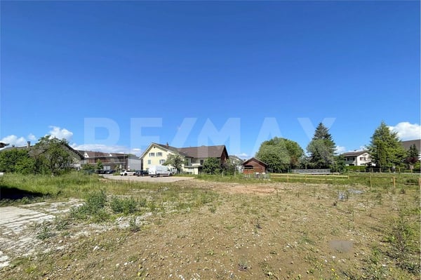 LINDENSTEG: Zentral und grosszügig wohnen 9