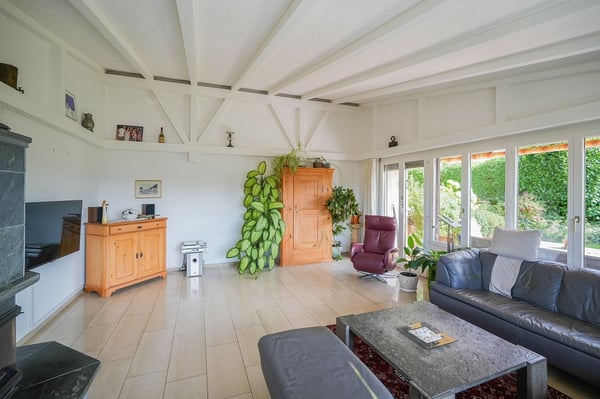 Grosszügiges Familienparadies an toller Aussichtslage 10