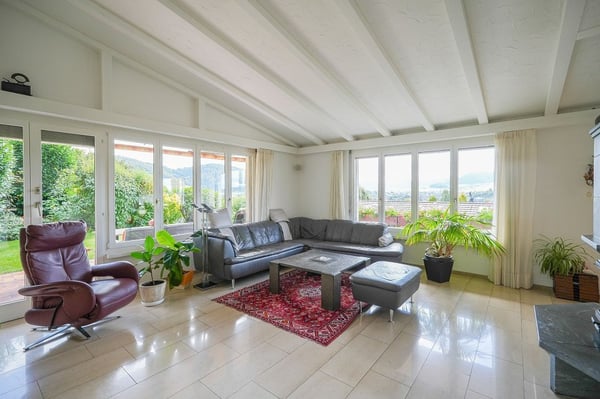 Grosszügiges Familienparadies an toller Aussichtslage 5