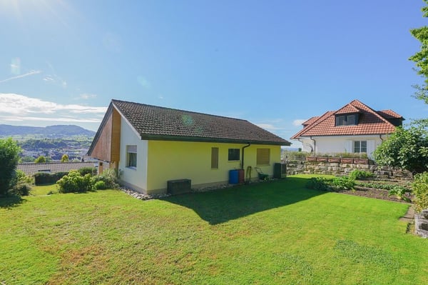 Grosszügiges Familienparadies an toller Aussichtslage 8