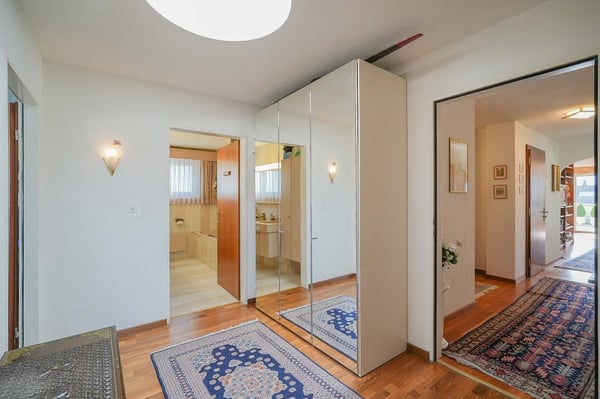 Wohnen, wo der Name Programm ist: 1.5 Zimmer-Attikawohnung am Sonnhaldenweg 10