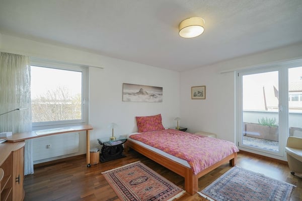 Wohnen, wo der Name Programm ist: 1.5 Zimmer-Attikawohnung am Sonnhaldenweg 8