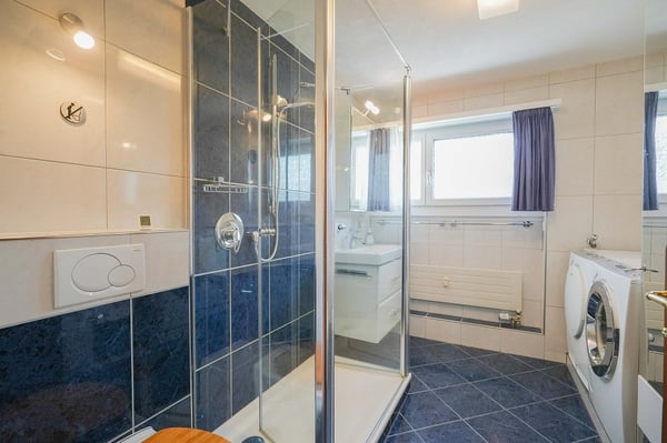 Wohnen, wo der Name Programm ist: 1.5 Zimmer-Attikawohnung am Sonnhaldenweg 5