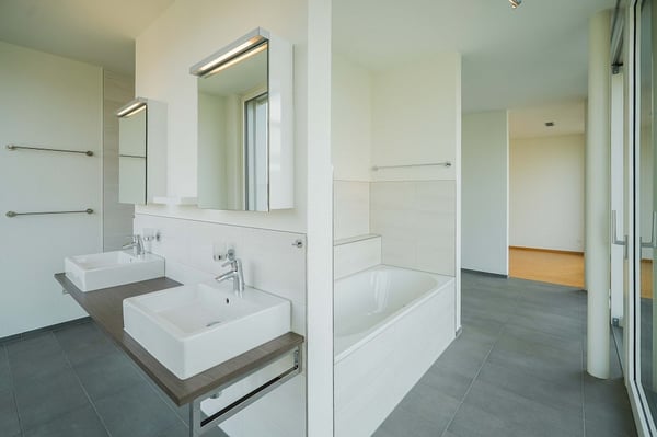 Wohngenuss der Extraklasse! Elegante 4.5 Zimmer-Attikawohnung an zentraler Lage 7