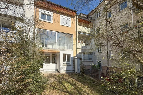 Sehr viel Platz, tolle Lage, bewohnbar und rasch verfügbar 2