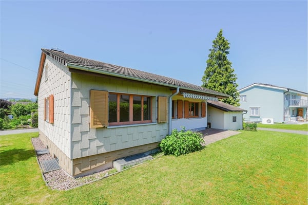 Bungalow-Haus mit Gartenidylle! Freistehendes 5 Zimmer-Einfamilienhaus 8