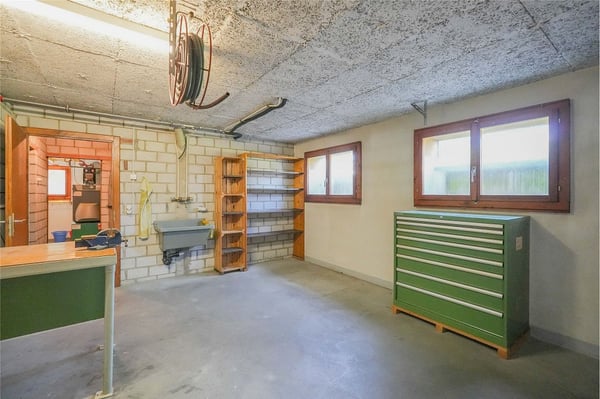 Bungalow-Haus mit Gartenidylle! Freistehendes 5 Zimmer-Einfamilienhaus 12