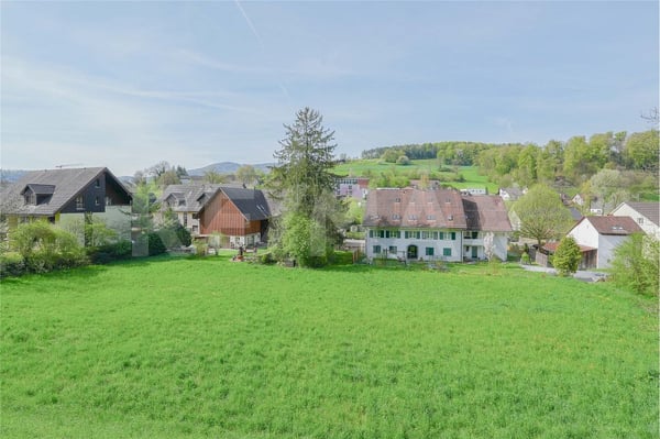 3033 m² Bauland für rund 20 Wohnungen  im Dorfzentrum von Ueken zu verkaufen 1