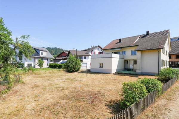 In Rheinnähe steuergünstig wohnen: Zweifamilienhaus mit Ausbaupotential 8