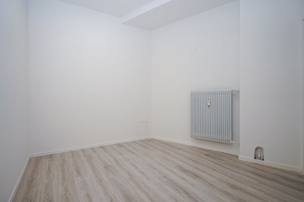 Perfekt für Ihr Kosmetik- oder Massageangebot - mitten in Bern 4