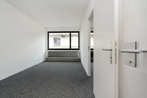 TOP-moderne Bürofläche für Ihren Neustart! 2