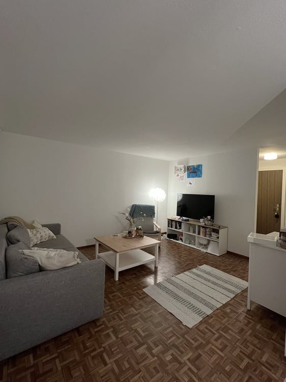 Gemütliche 3.5-Zimmer-Wohnung in Rüfenacht 2