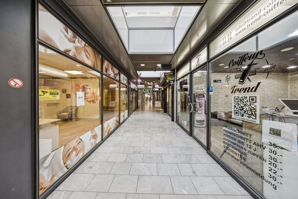 Herzlich willkommen in der Neuengass-Passage! 2