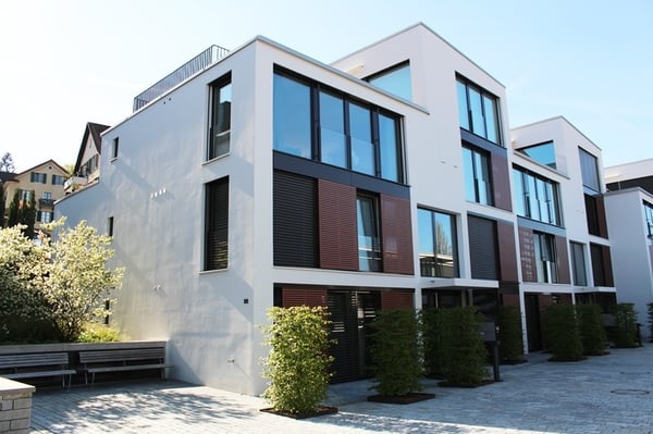 Bahnhofnahe Einstellplätze zu vermieten