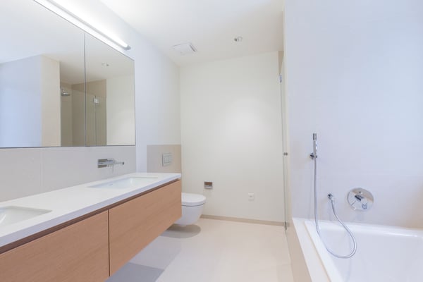 *Exklusive 5.5-Zimmer-Gartenwohnung im Hamberger Park* 7