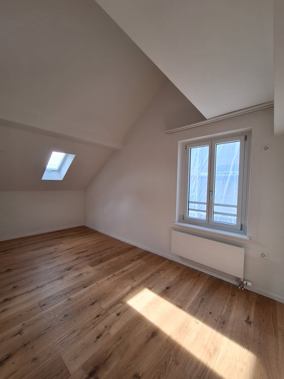 5.5-Zimmer-Maisonette mit sonnigem Balkon und Weitsicht 3