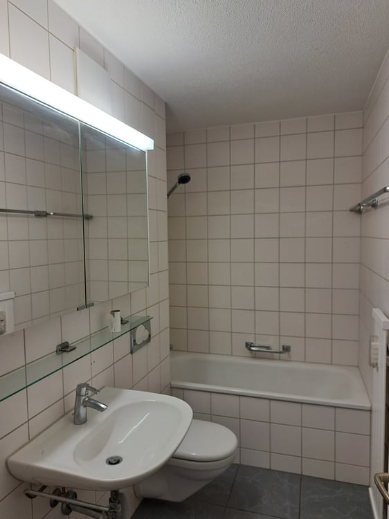 Helle Wohnung mit Blick ins Grüne 3
