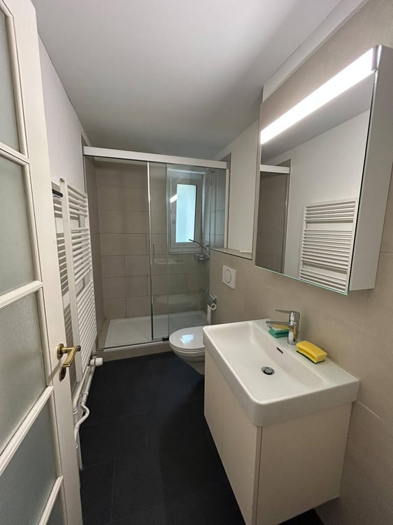 Schöne Wohnung in Nähe des Bahnhofs 8