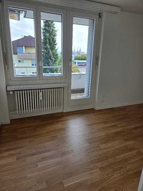 Charmante 3 Zimmerwohnung mit Wintergarten und grossem Balkon 8