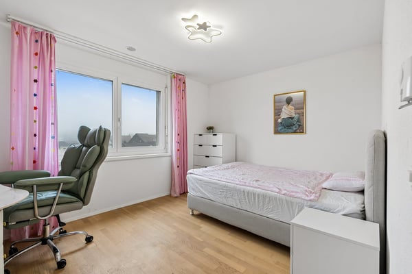 Moderne 4.5-Zimmer Wohnung in Bülach - komfortabel und stilvoll wohnen 3
